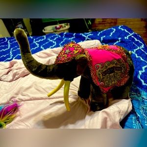 Vintage Ringing Barnum & Bailey Bros Circus Elephant